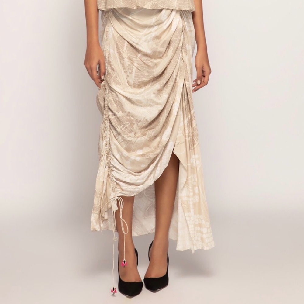 Saaksha & Kinn Ivory Embroidery Bloom Bandhani Print Skirt 100% Silk
